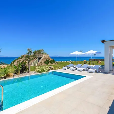 Panaxia Keema Villa