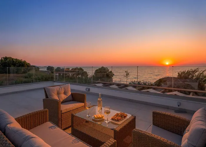 Villa Panaxia Keema Theológos